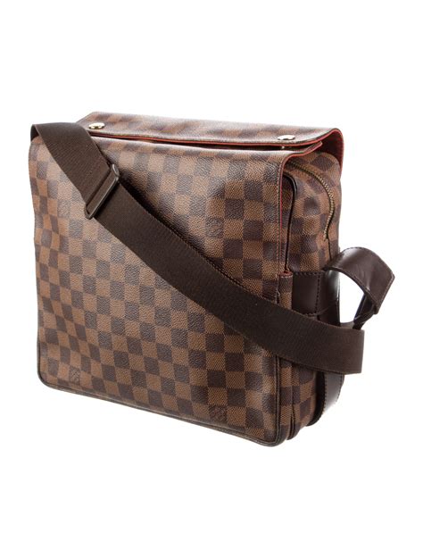 LOUIS VUITTON DAMIER EBENE NAVIGLIO MESSENGER .